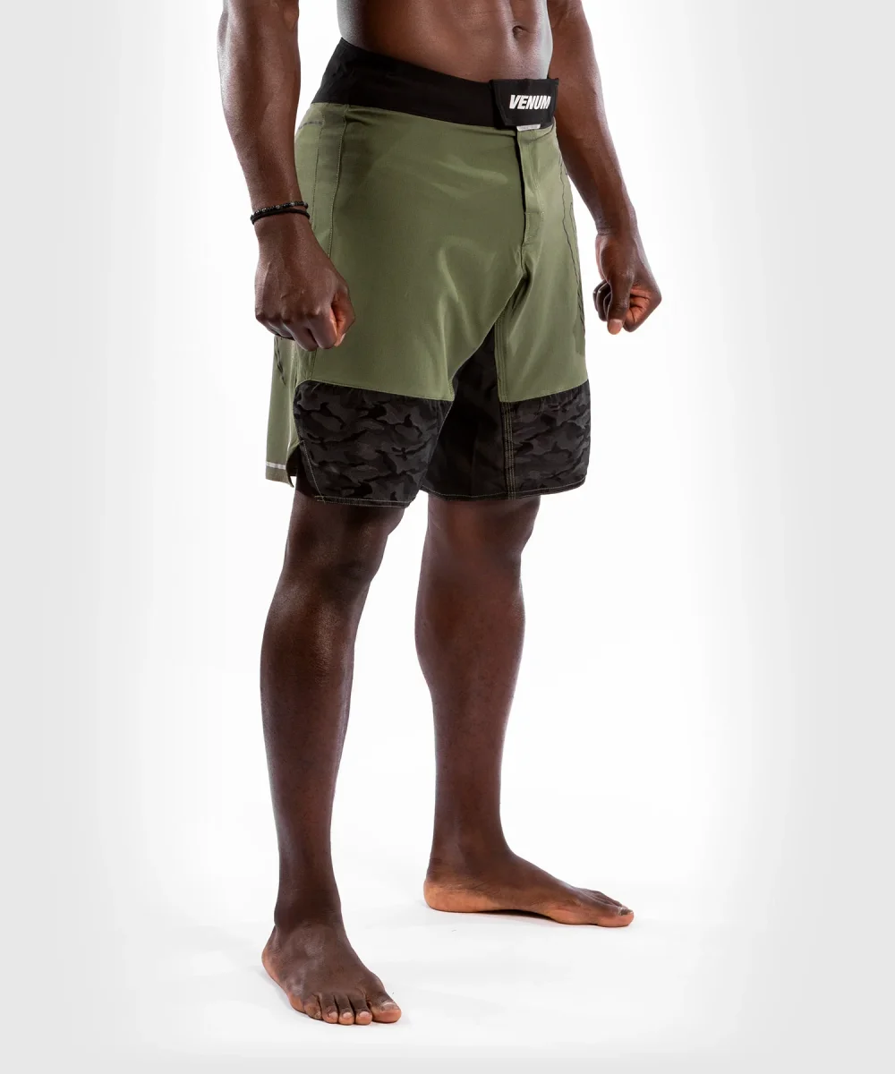 Fightshort Venum light 4.0 - Kaki/Argent – Image 5