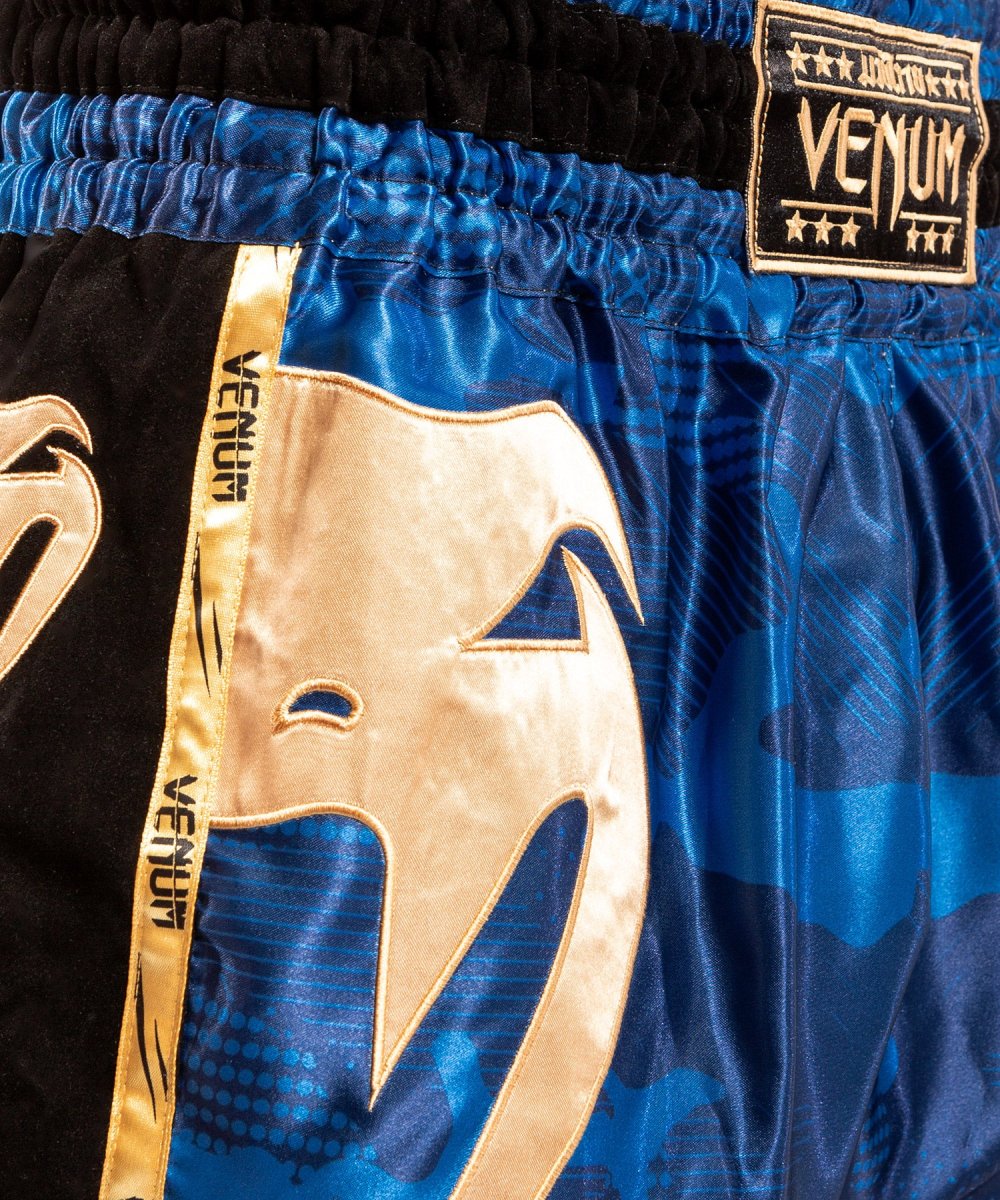 Short de Muay thai Venum Giant Camo - Bleu/Doré – Image 4
